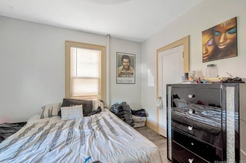 316 Monroe St, New Britain CT 06052-1628 exterior