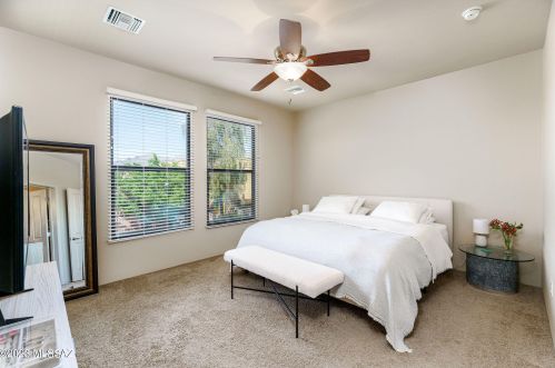 150 Castlefield Cir, Tucson AZ  85704-5783 exterior