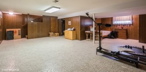 2618 Pratt Ave, Chicago IL 60712-3350 exterior