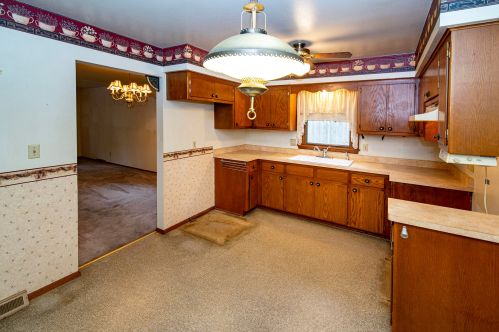 1810 Abbott Ave, Milwaukee WI 53221-3426 exterior