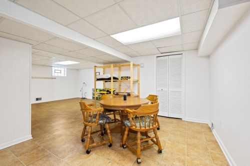 1336 Pocono St, Pittsburgh PA  15218-1114 exterior