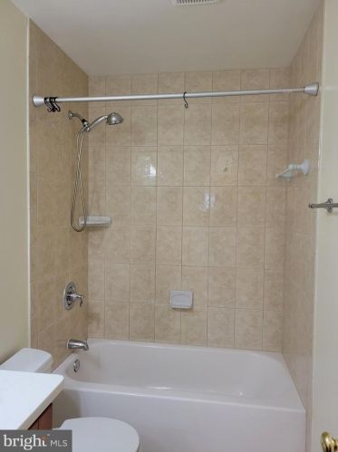 2707 Deer Ridge Dr, Silver Spring MD 20904-7140 exterior