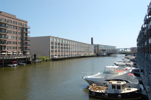 210 Water St, Milwaukee WI 53204-4306 exterior