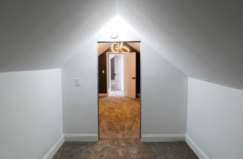 10205 Wallace St, Chicago IL 60628-1831 exterior