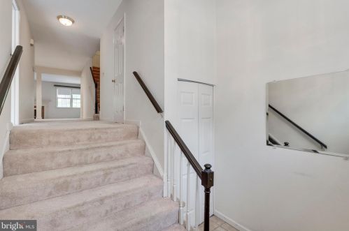 11352 Empire Ln, Rockville MD 20852-2870 exterior