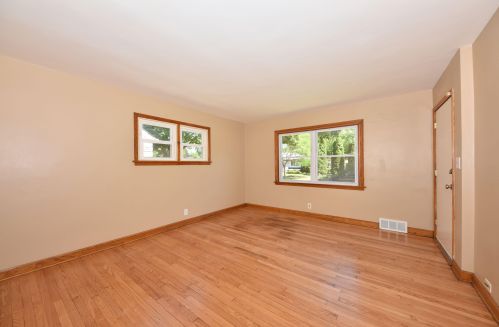 5317 Leon Ter, Milwaukee, WI 53216-1351