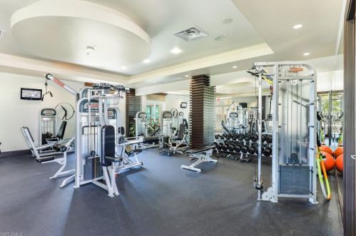 9115 Strada Pl, Naples FL 34108-2883 exterior