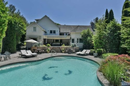 469 Saddle Riv Rd, Upper Saddle River NJ 07458-1774 exterior