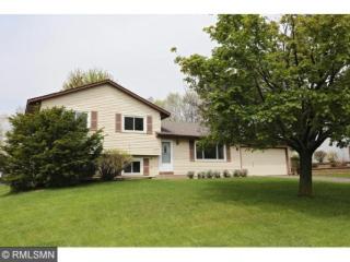 2724 Chertsey Dr, Saint Paul, MN 55125-3442