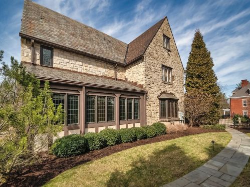 1100 Shady Ave, Pittsburgh PA  15232-2810 exterior