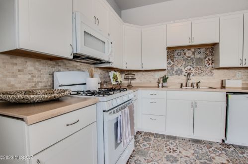 254 Melridge St, Tucson AZ  85706-3352 exterior