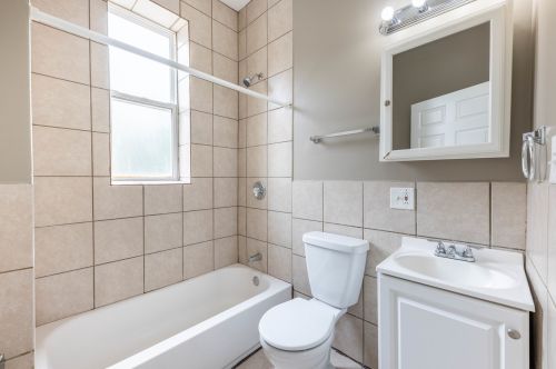 2941 Harrison St, Chicago IL 60612-3334 exterior