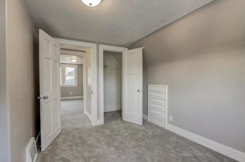 5808 38th St, Milwaukee WI  53209-4024 exterior