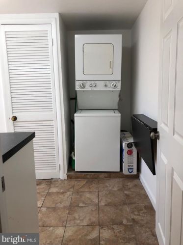 1703 6th St, Washington DC  20001-2448 exterior