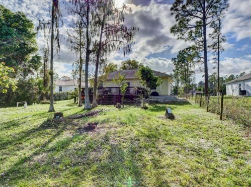 2507 54 Ave, Naples FL 34120-1482 exterior