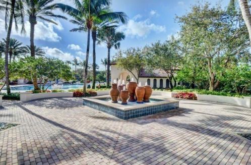 17894 Monte Vis Dr, Boca Raton FL 33496-1057 exterior
