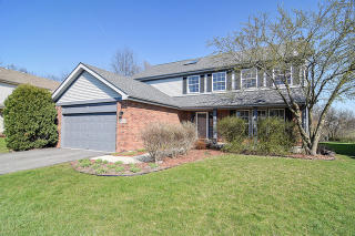 2266 Cheshire Dr, Aurora, IL 60502-6937