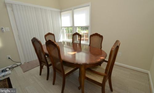 7538 Cross Gate Ln, Alexandria VA  22315-4619 exterior