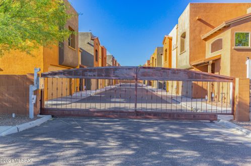 3830 3rd St, Tucson AZ 85716-4654 exterior