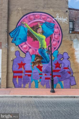 1858 Mintwood Pl, Washington DC  20009-1918 exterior