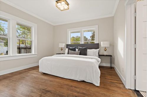 813 Elsbeth St, Dallas TX 75208-4227 exterior