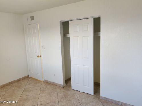 9632 12 Ave, Phoenix AZ 85021-3006 exterior