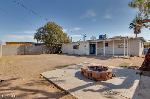 1240 33 St, Phoenix AZ 85018-3314 exterior