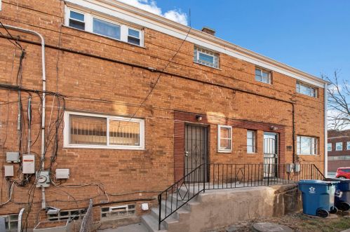 1205 17th Ave, Broadview IL 60153-2751 exterior