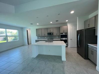 313 Kestor Dr, Fort Pierce FL  34953-5512 exterior