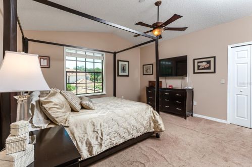 11322 Glenmont Dr, Tampa FL 33635-1533 exterior