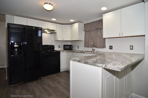 280 Admiral St, Providence, RI 02908-2520