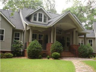 30 Middleton Oaks Rd, Charleston, SC 29414-7204