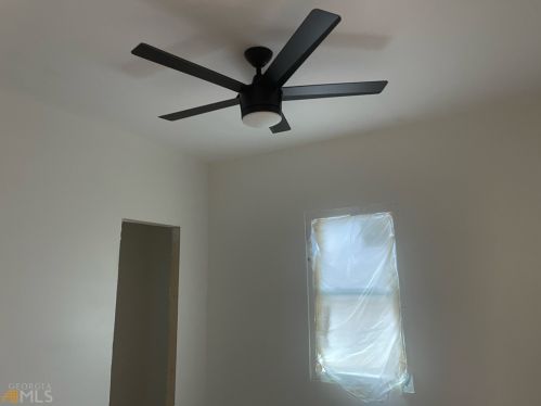 1401 Mcclelland Ave, Atlanta GA  30344-1610 exterior