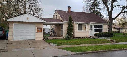 5303 45th St, Milwaukee, WI 53220-5129
