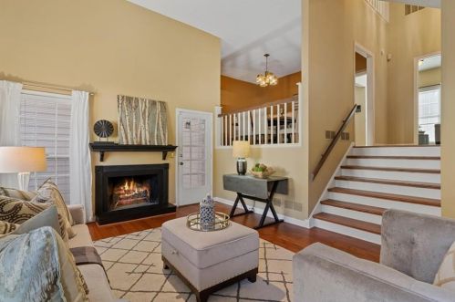 501 Brandywine Cir, Atlanta, GA 30350-2004