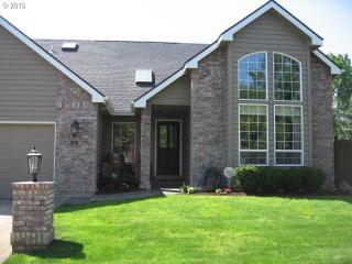 36 Silver Oak Dr, Eugene, OR 97404-4065