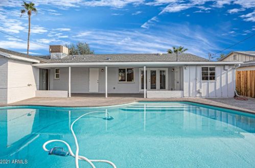 3142 Cactus Rd, Phoenix, AZ 85032-7115