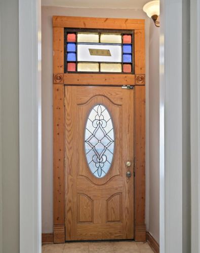 1122 44th St, Chicago, IL 60653-3710