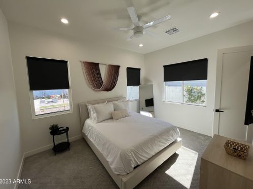 6841 12th Ave, Phoenix AZ  85013-1021 exterior