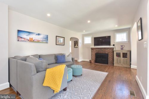 200 Monroe Ave, Alexandria, VA 22301-1924