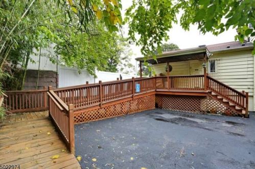 234 Mclean Blvd, Paterson NJ 07504-1235 exterior