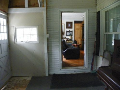 88 Berwick Rd, Springfield MA 01106-2612 exterior