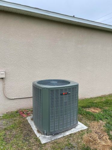 559 Nome Dr, Fort Pierce FL  34984-8946 exterior