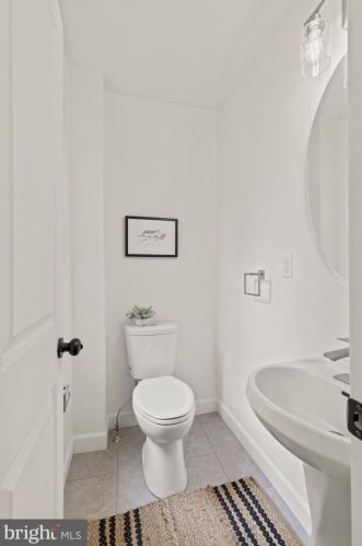 25 Caroline St, Lancaster PA  17603-5103 exterior