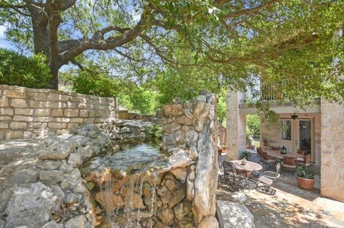 4316 Canoas Dr, Austin TX 78730-1446 exterior