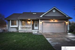 12667 Grand Ave, Omaha NE  68164-1931 exterior