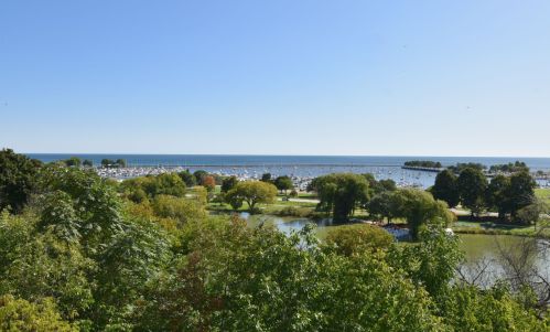 1522 Prospect Ave, Milwaukee WI 53202-6512 exterior