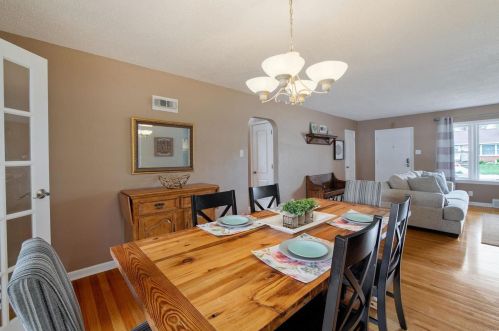 6248 Kinsey Pl, Saint Louis MO 63109-2625 exterior