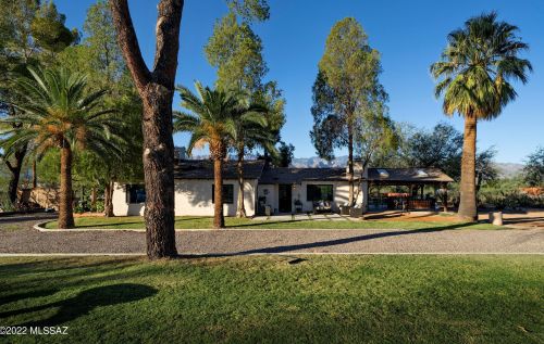 8305 Pima St, Tucson AZ  85715-5219 exterior