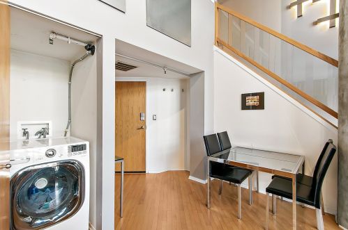 1601 Michigan Ave, Chicago IL  60616-1228 exterior